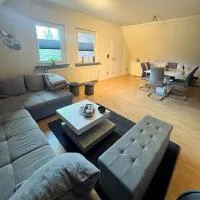 Open-Air-BnB Wohnung 76m2 Freudenburg nur 3 min, hotell i Bassum