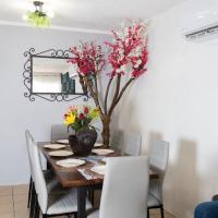 Genuina Inn, Tu Refugio Único, cerca de todo, hotel near Piedras Negras International Airport - PDS, Piedras Negras