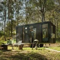 Birdsong Haven by Tiny Away, hôtel à Logan Village