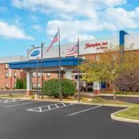 Hampton Inn Akron-South، فندق في أكرون