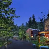 Onsen Glamping ShimaBlue, hotel em Nakanojo