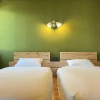 The Shore Inn, hotel sa Chatan
