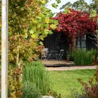 The Retreat - Reconnect with nature in style, hotel di Musk
