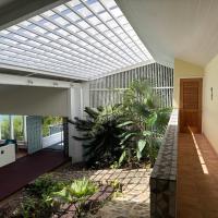 H2O Eco Villa、Water IslandにあるCharlotte Amalie Harbor Seaplane Base - SPBの周辺ホテル