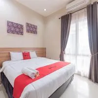 RedDoorz Premium @ Griya Inkoppabri Cisarua Puncak, hotel em Bogor