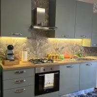 Ai piedi del Velino B&B، فندق في أفيتسانو