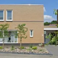 B&B Von Clermont Park โรงแรมในฟาลส์
