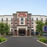 Hampton Inn & Suites - Pittsburgh/Harmarville, PA, hotelli kohteessa Harmarville