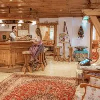 Appartement- und Wellnesshotel Charlotte - 3 Sterne Superior, Hotel in Seefeld in Tirol