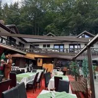 Conacul Dascălu Valea Doftanei, hotel en Trăisteni