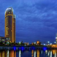 Pullman Linyi Lushang, hotel near Linyi Qiyang Airport - LYI, Linyi