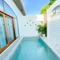Bangsaen Cabana บางแสน คาบาน่า, hotel u gradu Ban Thai Don (1)