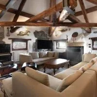 Dolomites Luxury Penthouse, hotel di Agordo