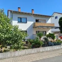 urige gemütliche Ferienwohnung 64 m2 in Dielheim, Nähe Heidelberg，Dielheim的飯店