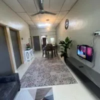 Uncle J homestay, hotel i Marang