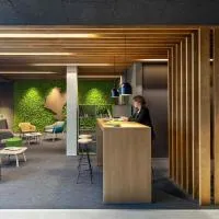 ibis Styles Pamplona Noain, מלון בנואיין