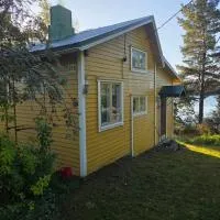 Vitteludd Near Shore House, hotel em Houtskari