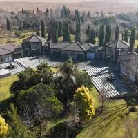 Freeman Manor - Peninsula، فندق في Oranjeville