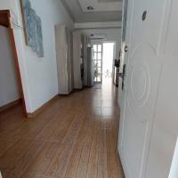 Confortable y hermosa casa en conjunto cerrado a 5 minutos de La Universidad de Carabobo y 10 de la zona centrica Valencia con todos los serivicios cerca, khách sạn gần Puerto Cabello Airport - PBL, Naguanagua