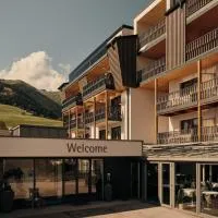 MONTARA living mountain air، فندق في تيرينتو