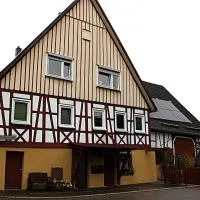 Schöne 2 Zimmer Wohnung in Sulz Bergfelden bis 4 Personen, hotel a Sulz am Neckar
