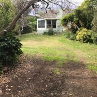 Garden home, hotel berdekatan Kapiti Coast Airport - PPQ, Raumati Beach