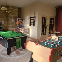 Les Dépendances du Château, hotel v mestu Noailles