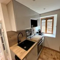 18 m studio in Orelle 73140, hotel u gradu 'Orelle'