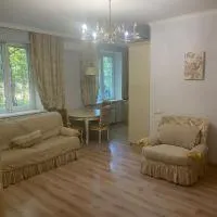 Шикарна квартира в центрі міста, hotel em Sumy