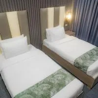 Perc Hotel, hotel a Pinamungahan