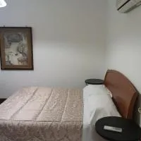 BB La Terrazza, хотел в Треви