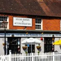 The Blacksmiths Arms, hotel Hallandben