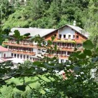 Hotel Alpenrose, hotel em Alleghe