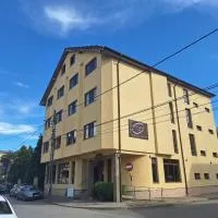 Hotel Davos, hotel Déván