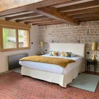 Logis hôtel & restaurant - Auberge de l'Abbaye, hotel din Signy-lʼAbbaye