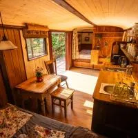 Tiny-House in Paradise - Maringotka v Raji, Hotel in Turnov