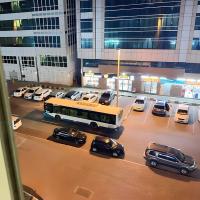 Boutique Bed Space - MBZ, hotel poblíž Letiště Al Dhafra - DHF, Muşaffaḩ