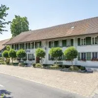Gasthof Kreuz Mühledorf, hotell i Mühledorf