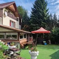 Vila Dona, hotel u gradu 'Budeni'