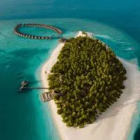 Sun Siyam Vilu Reef - 24 Hours All-Inclusive Dine-Around with Complimentary Return Trip, hotel u gradu Dhaalu Atoll