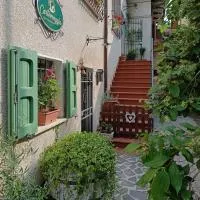 Cortemaggio, hotel v destinaci Gualdo Tadino