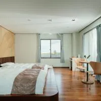 ニンギン空間, hotel en Isla Miyako