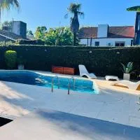 Casa hermosa piscina con parrilla, Hotel in Victoria