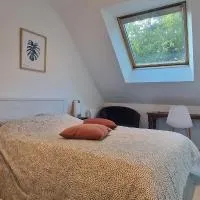 chambre indépendante Mesquer avec coin cuisine, מלון בQuimiac