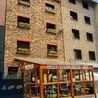 Hotel KATHMANDU - PANDA, hotel al Pas de la Casa