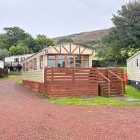 Cosy Caravan by the sea, hotel in Cairnryan