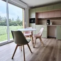 Gîte et chambre d'hôte pour 2 personnes dans Mon Savoureux Jardin: Challain-la-Potherie şehrinde bir otel