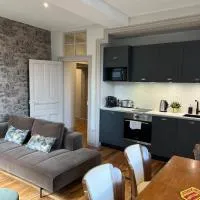 Château de Sampigny - 10 min de Clermont-Ferrand, hotell sihtkohas Gerzat