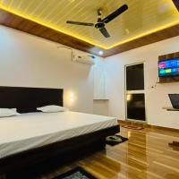 Hotel Royal Excellency inn, hotel near Satna Airport - TNI, Satna