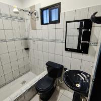 SKk, hotel near Viru Viru International Airport - VVI, Warnes